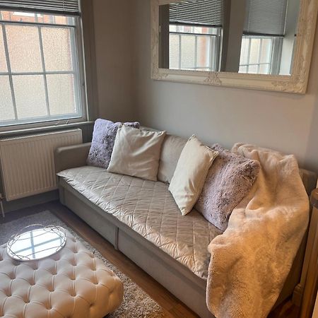 Central Private 1 Bed Flat Reading Extérieur photo